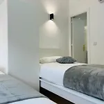 Pensamento 4 - 1º Andar Homestay *