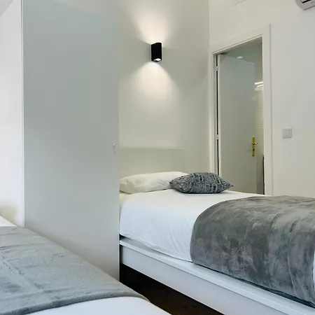 Pensamento 4 - 1º Andar Δωμάτια σε οικογενειακή κατοικία *