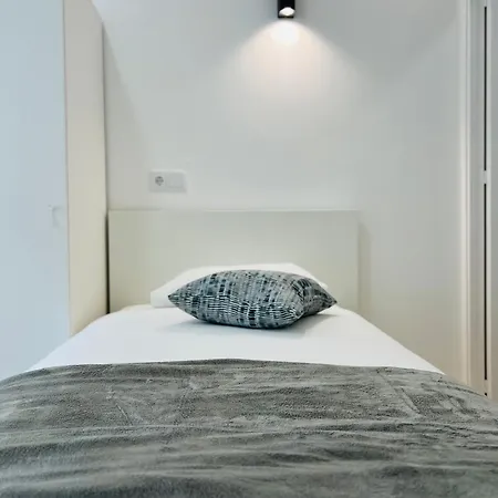 Pensamento 4 - 1º Andar בית אירוח