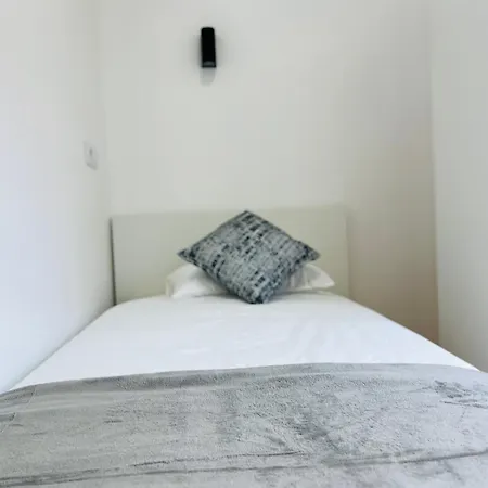 Pensamento 4 - 1º Andar בית אירוח